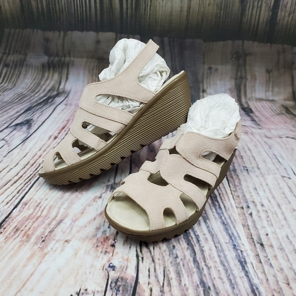 Skeckers Cali Parallel Memory Foam Wedge Sandals - Picture 3 of 15